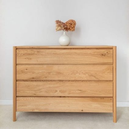 Commode chêne massif clair et design ELIO 123cm 4 tiroirs